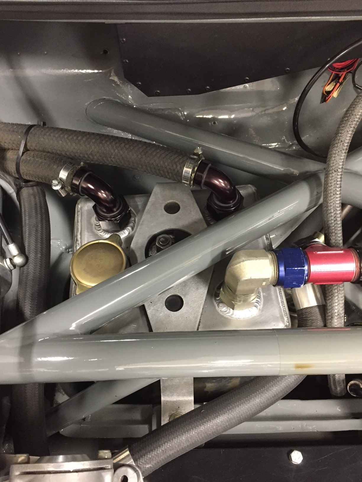 Oil Tank, Front Trunk Mounted Oil Tank for ’65-’89 911's